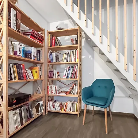 Duplex Hyper Centre Apartment